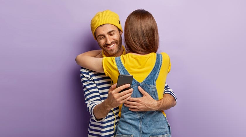 Love Text Messages: Ideas for Short, Thoughtful Notes